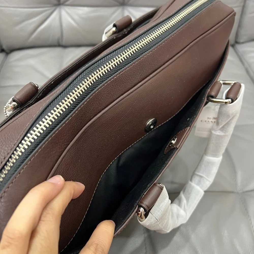 COACH Men SLIM BRIEF IN SIGNATURE MAHOGANY LEATHER F71798 - Picture 4 of 8